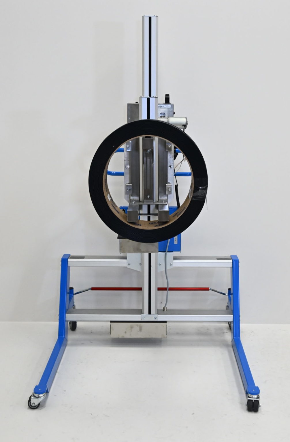 Spool Loading Custom Roll Handling Ergonomics