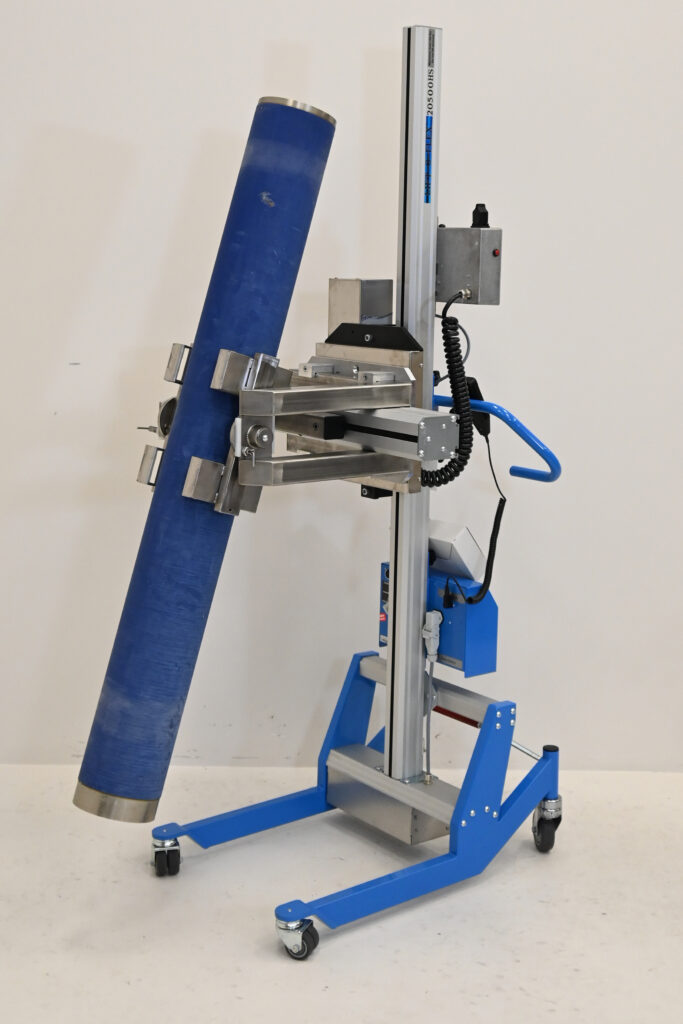 Tube lifter from the side.
